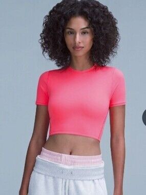 Lululemon Wundernmost Ultra-Soft Nulu Cropped Crewneck Sonic Pink small